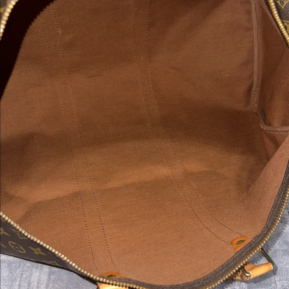 Louis Vuitton Monogram Keepall 50 - Picture 14 of 15